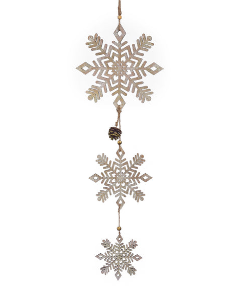 Ornement de flocons en bois