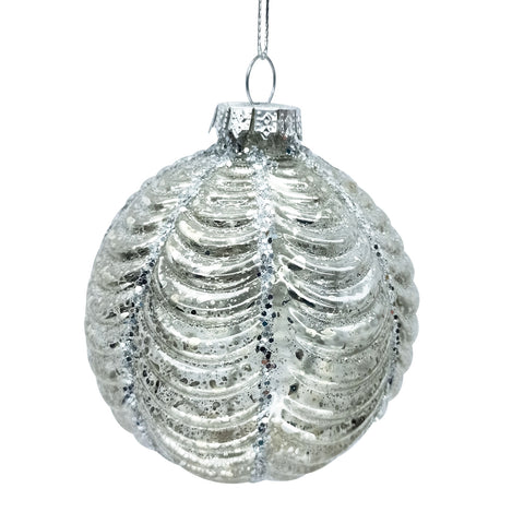 Boule de Noël argent antique