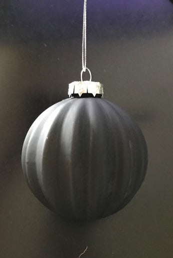 Boule de Noël noir mat