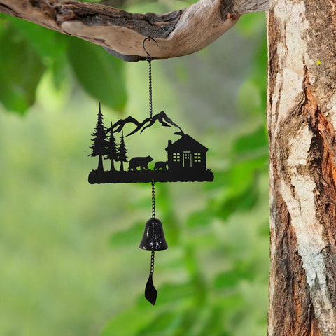 Carillon avec motif d'ours et forêt