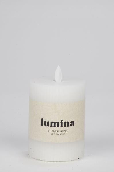 Chandelle illuminée striée blanche