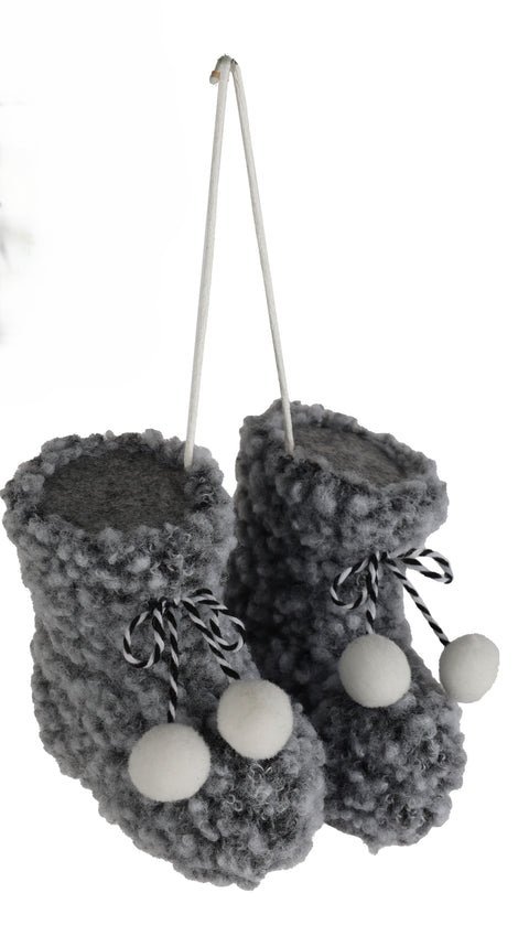 Ornement bottillons gris avec pompons