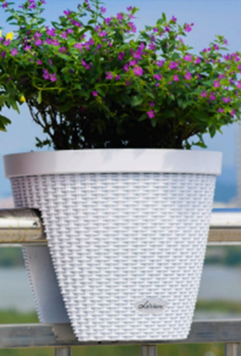Pot pour balconnière blanc