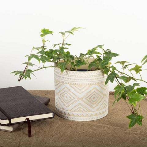 Pot en ciment à motifs