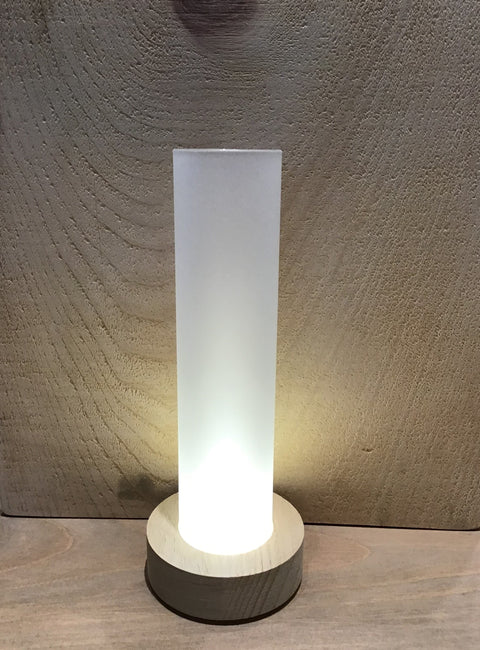 Lumière en verre givré avec lumière