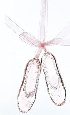 Ornement chaussons de ballet roses en verre