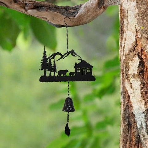 Carillon avec motif d'ours et forêt