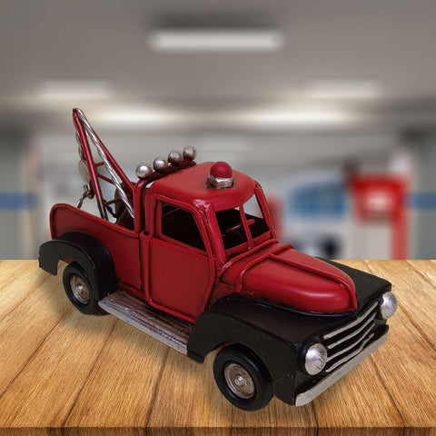 Dépanneuse en métal rouge