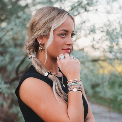 Bracelets et attaches cheveux "Flourish" – KLANI
