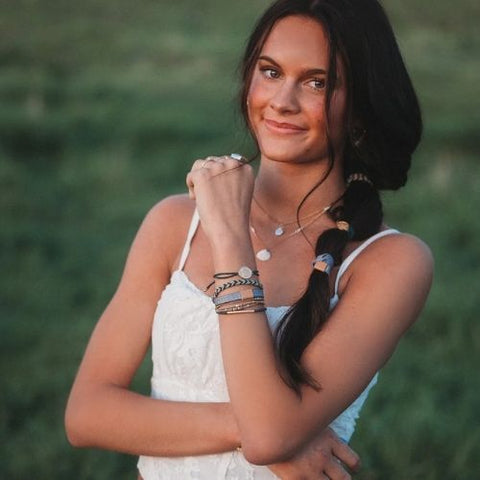 Bracelets et attaches cheveux "Journey" – KLANI