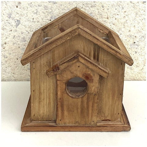 Maison d’oiseaux en bois rustique