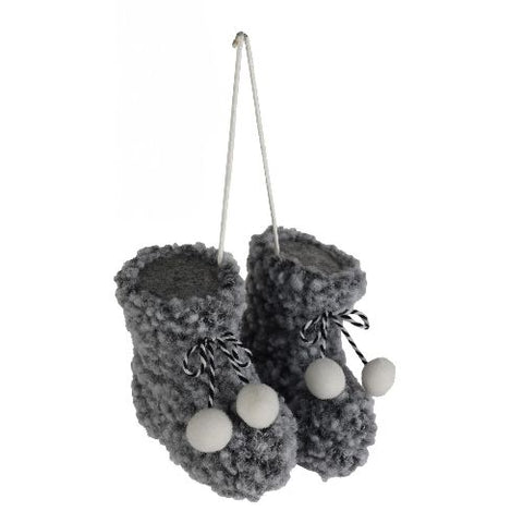 Ornement bottillons gris avec pompons