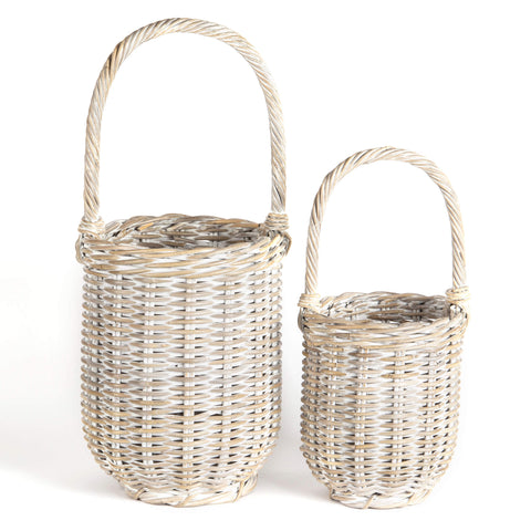 Panier en rotin blanchi