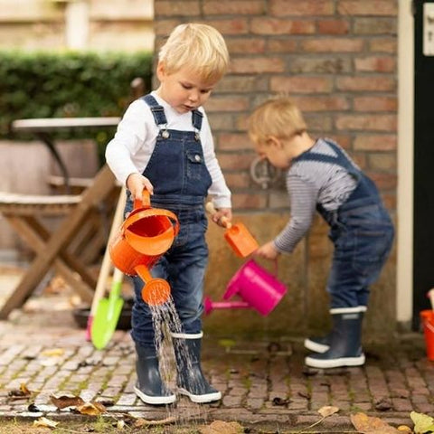 Pelle de jardin pour enfant