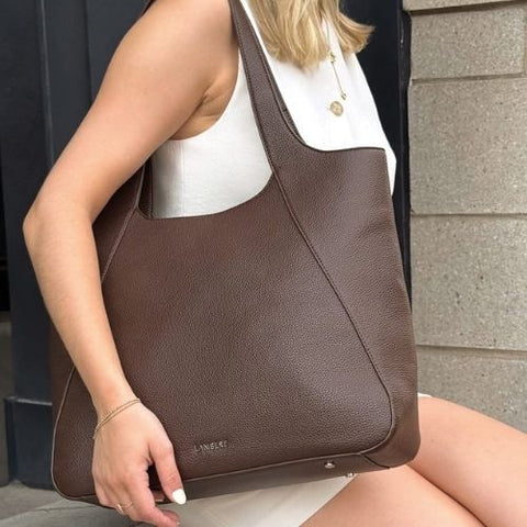 Sac fourre-tout Stacey en cuir vegan chocolat – Lambert