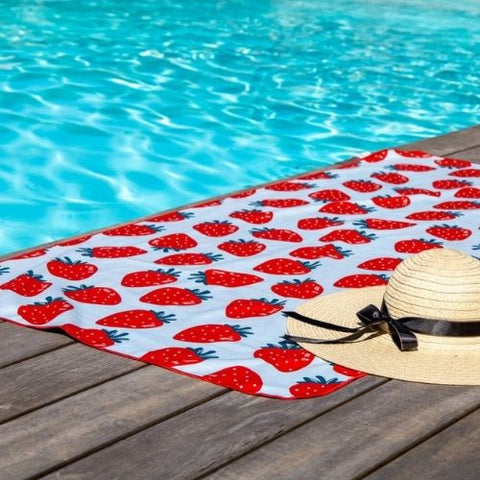 Serviette en microfibre "Fraise à gogo" - K5 Clothing