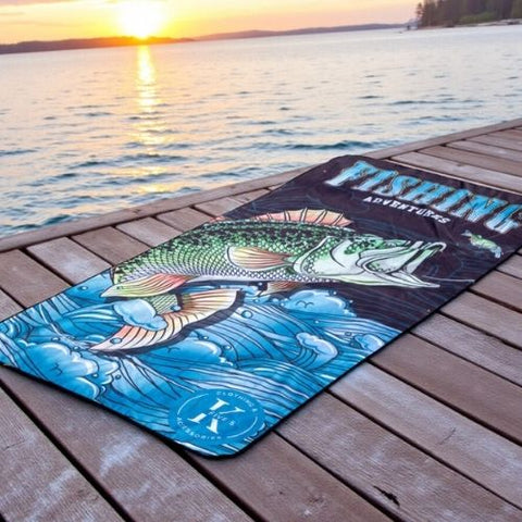 Serviette en microfibre "Aventure de pêche" - K5 Clothing