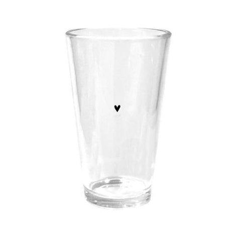 Grand verre transparent avec cœur