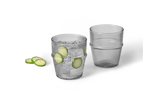 Verres empilables en verre strié