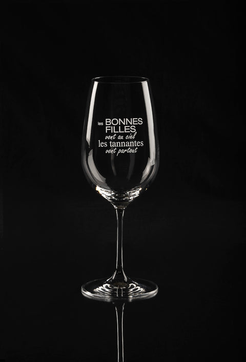 Verre à vin "Les bonnes filles vont au ciel…"