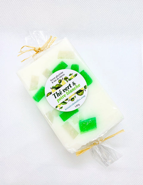 Savon glycérine et lait de chèvre "Thé vert et poire blanche"